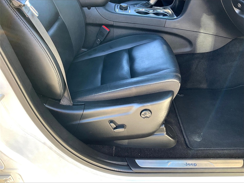 2021 Jeep Grand Cherokee Limited photo 36
