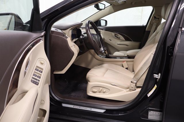 2015 Buick LaCrosse Leather photo 8