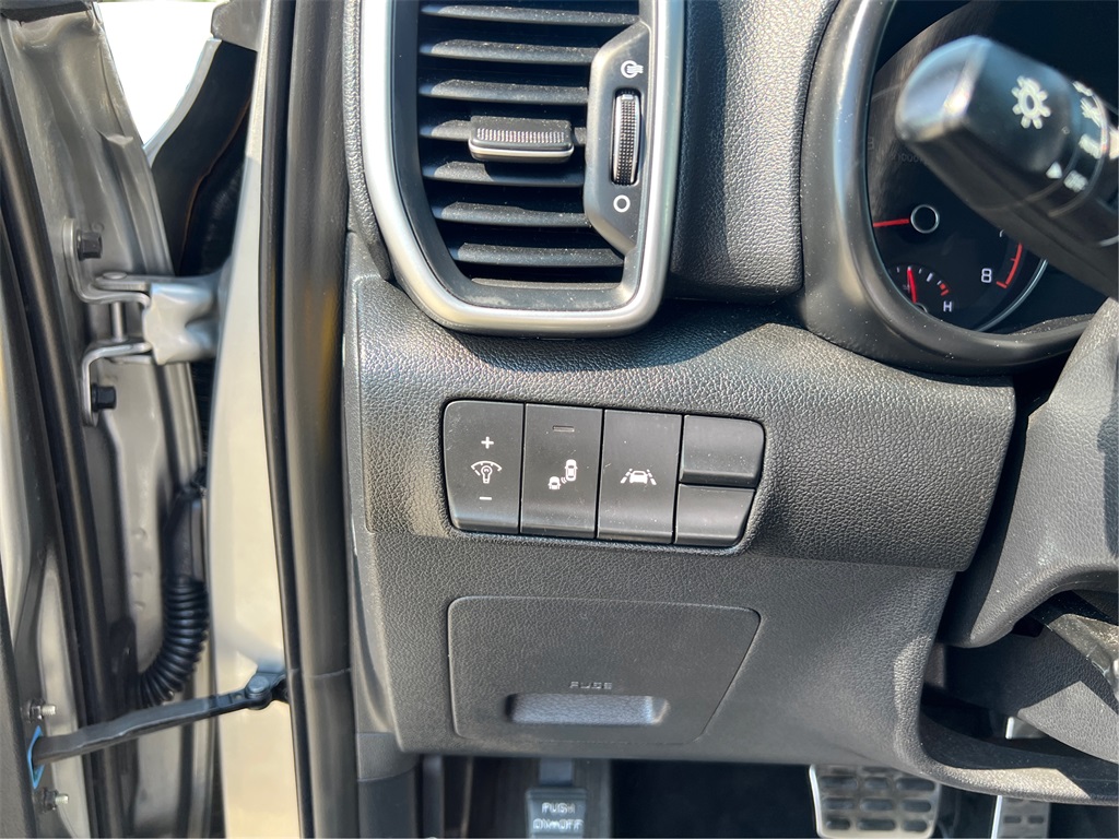 2022 Kia Sportage Nightfall Edition photo 18