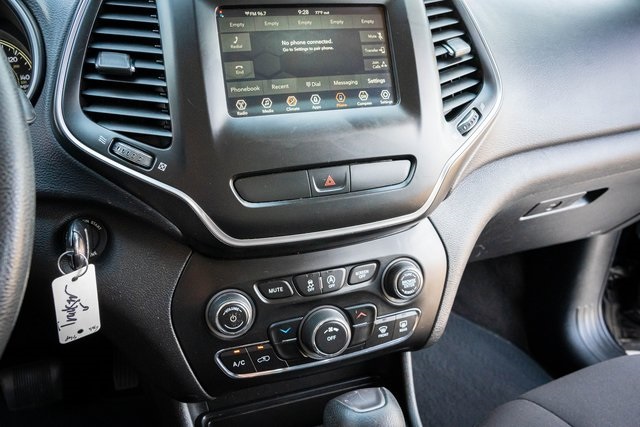 2019 Jeep Cherokee Latitude photo 20