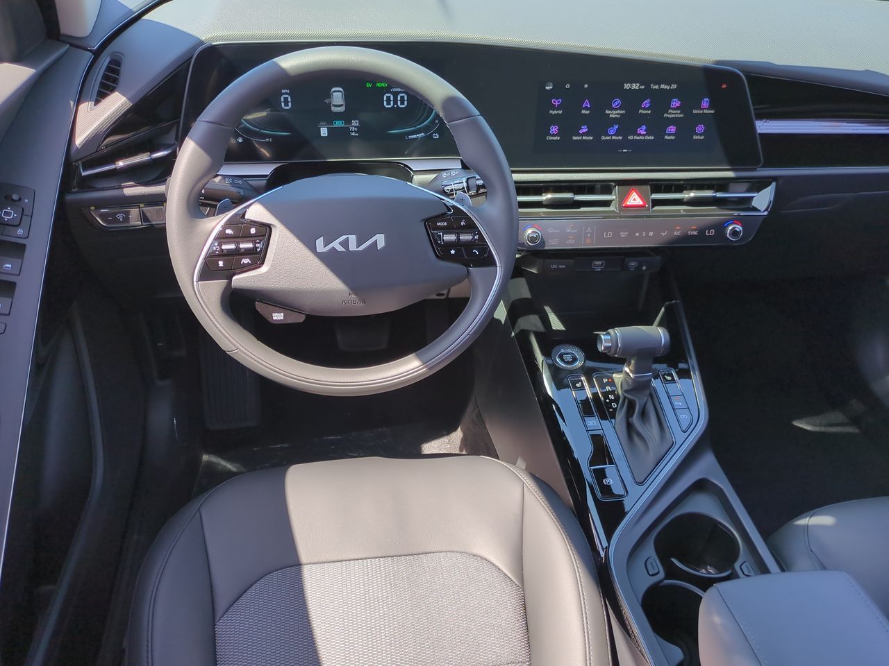 2025 Kia Niro EX photo 18