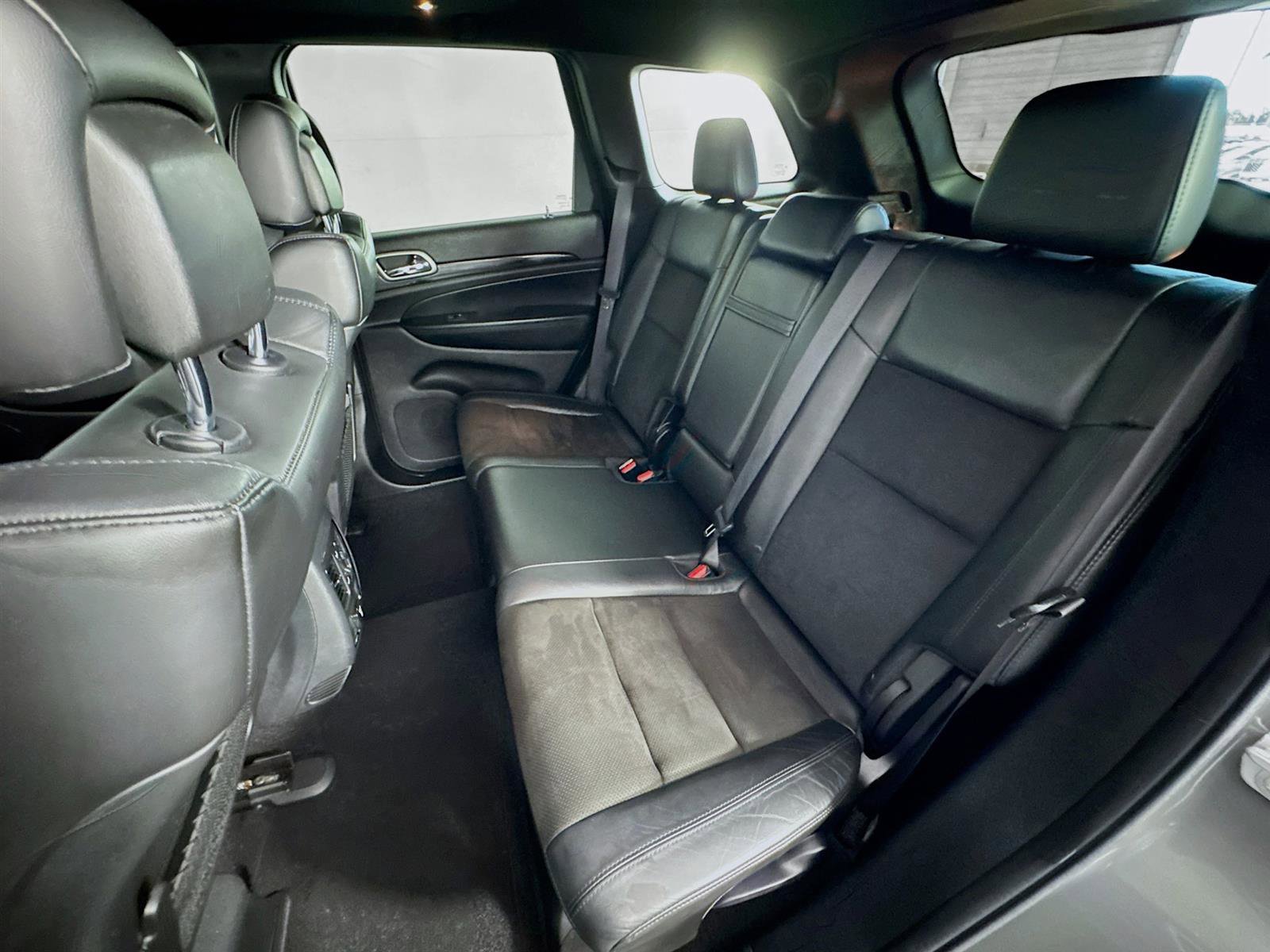 2020 Jeep Grand Cherokee Altitude photo 23
