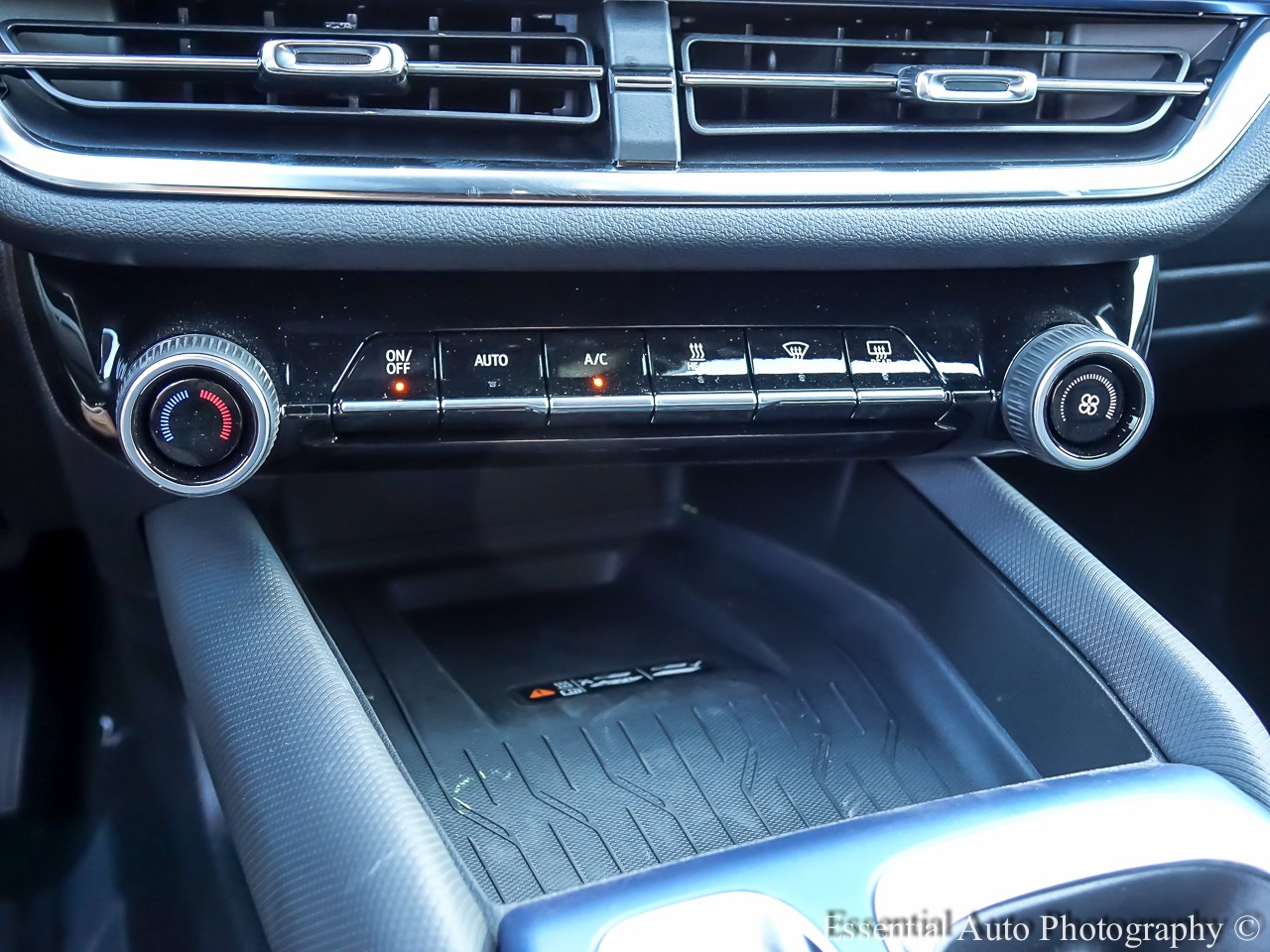 2025 Chevrolet Equinox EV 1LT photo 20