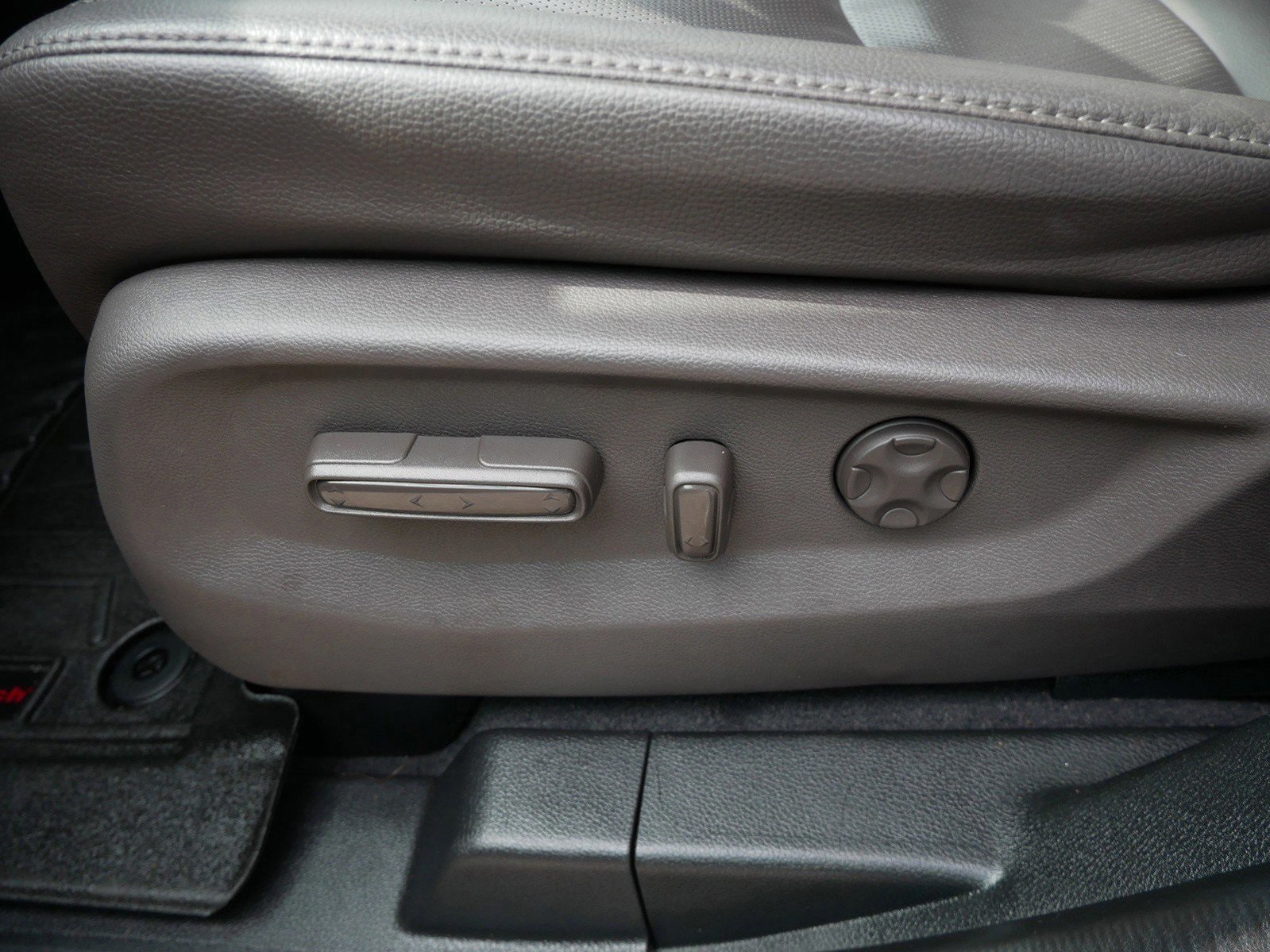 2020 Honda Odyssey Elite photo 15