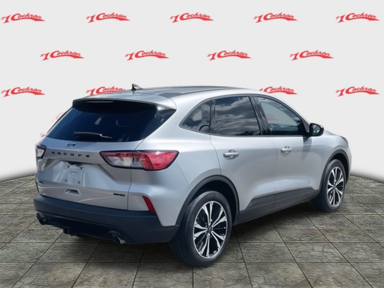 2022 Ford Escape SEL photo 3