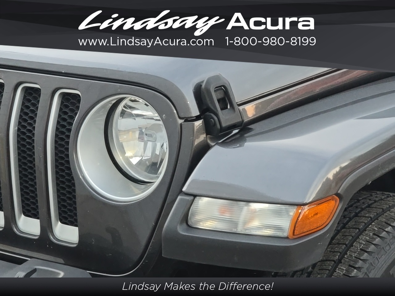 2021 Jeep Wrangler Unlimited Sahara photo 2