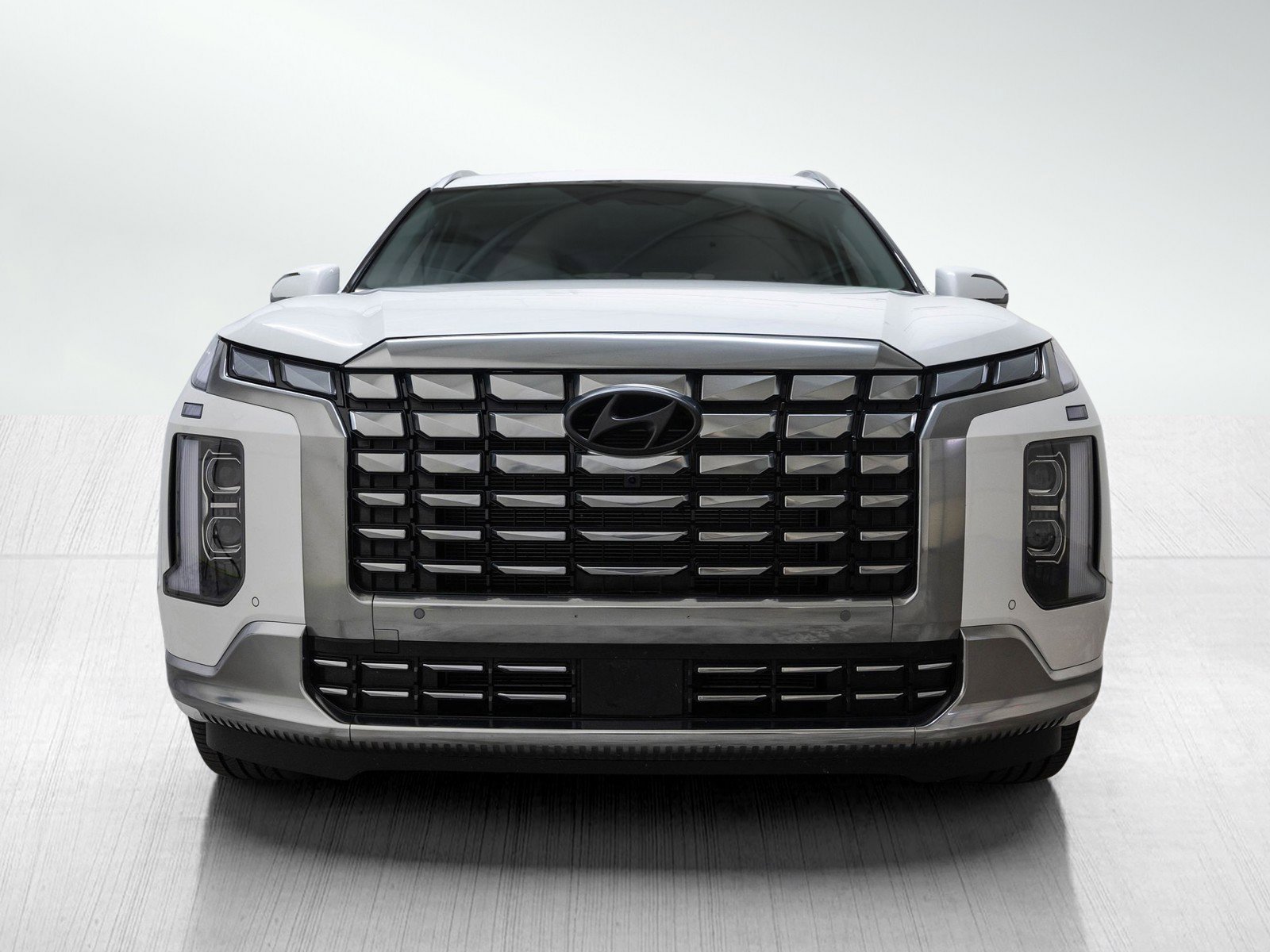 Used 2024 Hyundai Palisade Calligraphy with VIN KM8R7DGE3RU753373 for sale in Kansas City