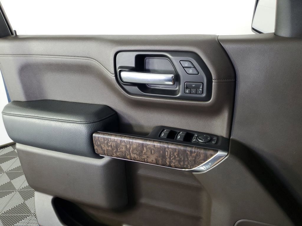 Used 2019 Blue GMC Denali image 30