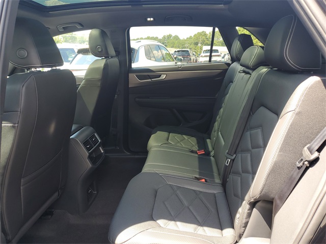 2026 Volkswagen Atlas Cross Sport SE Technology photo 8