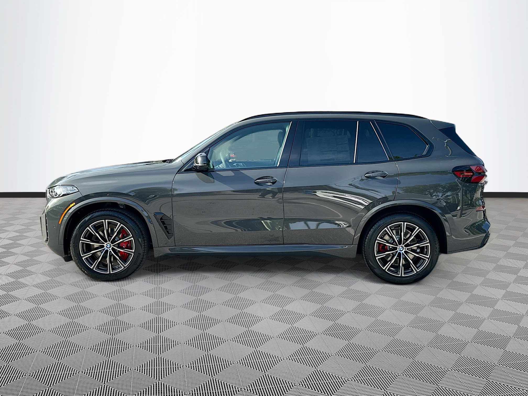 2026 Bmw X5 M60i photo 4