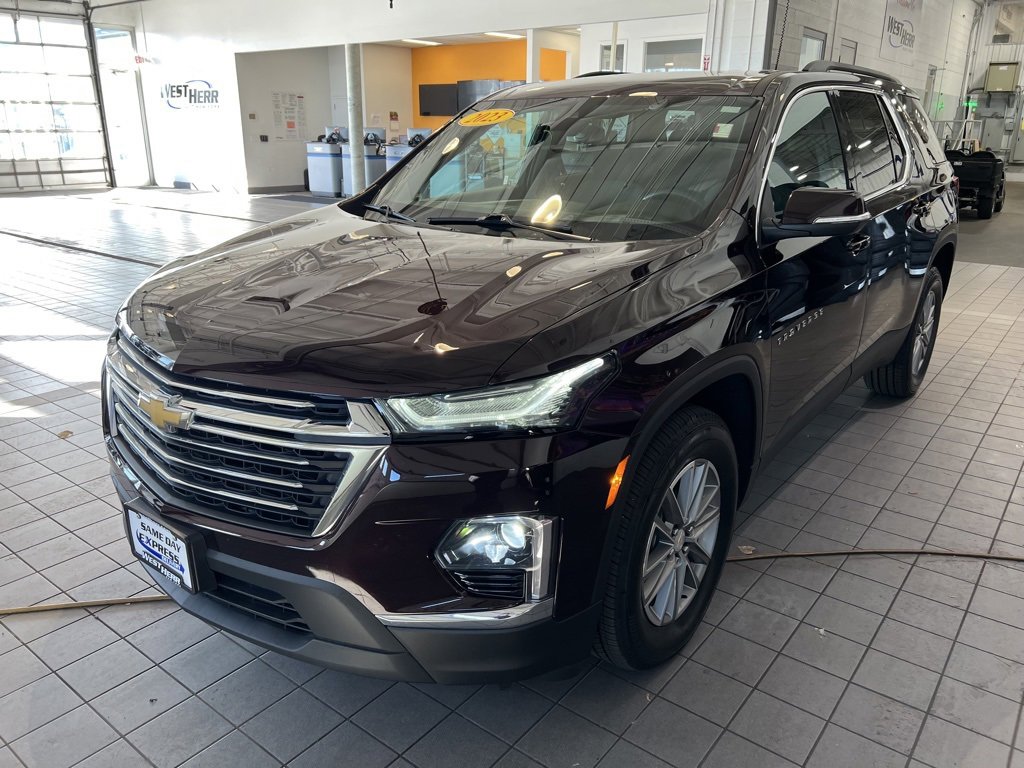 2023 Chevrolet Traverse Cloth 1LT photo 3
