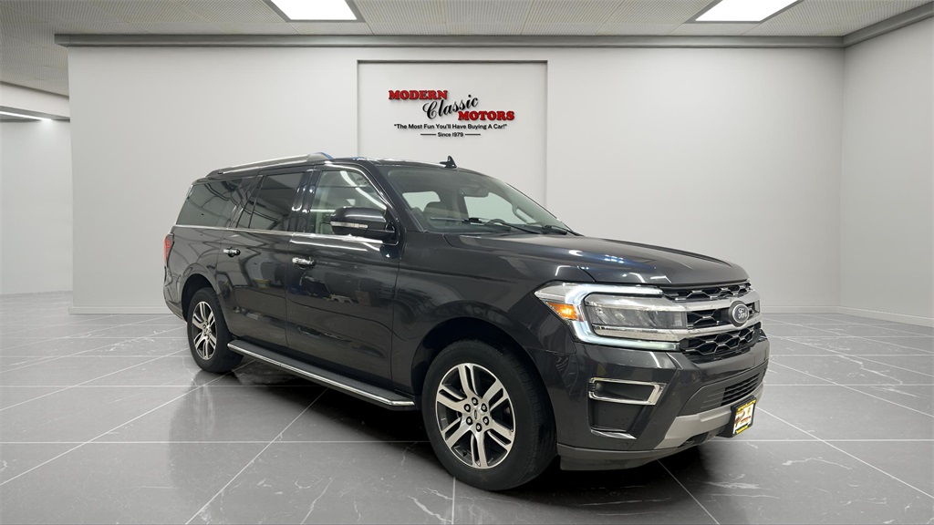 2023 Ford Expedition Limited's photo