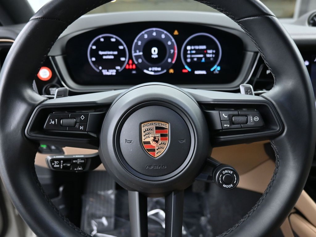 2024 Porsche Cayenne Coupe Base photo 23