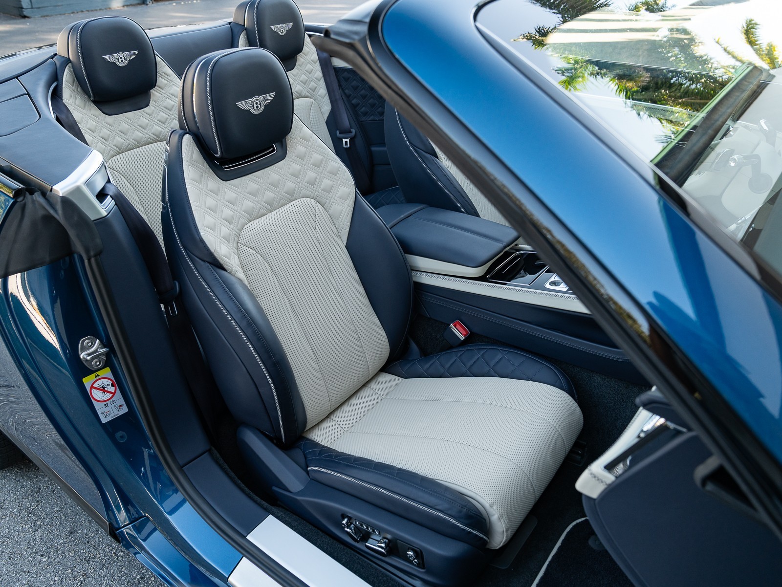 2022 Bentley Continental GTC GT V8 photo 4