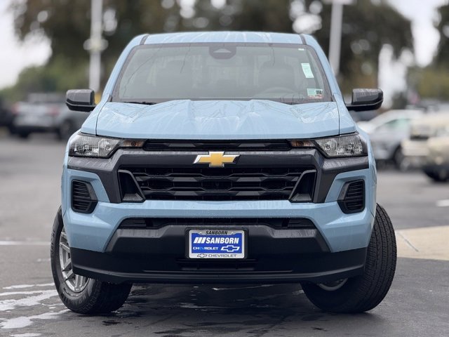 2026 Chevrolet Colorado LT photo 2