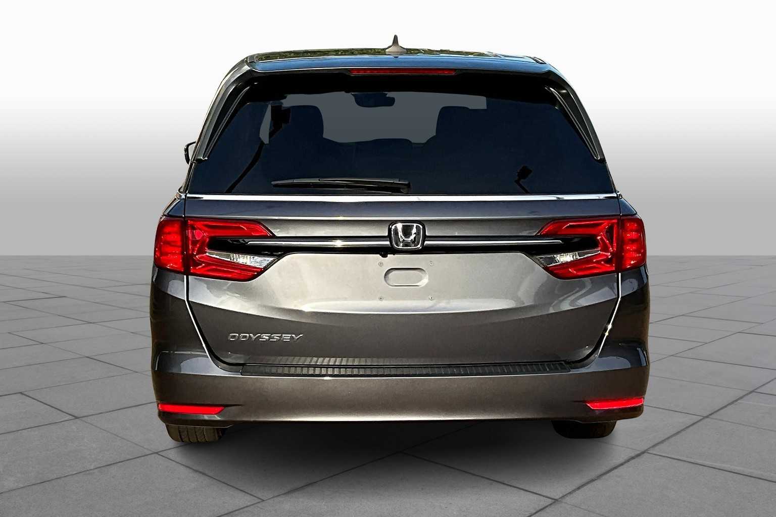 2024 Honda Odyssey EX-L photo 4