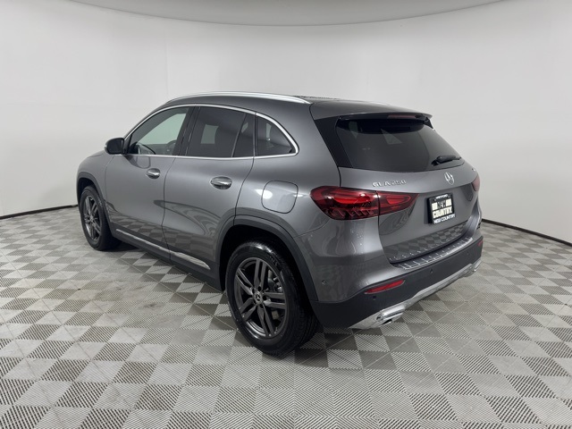 2026 Mercedes Benz GLA 250 4MATIC photo 4