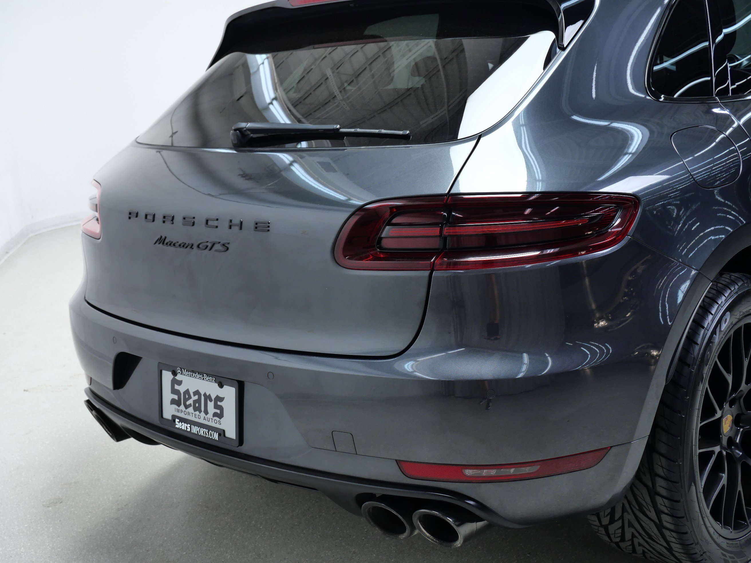 2017 Porsche Macan GTS photo 4
