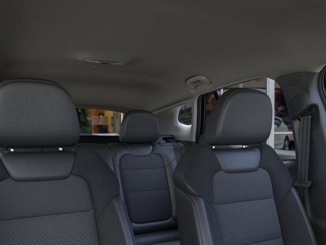 2025 Chevrolet Trax LT photo 19