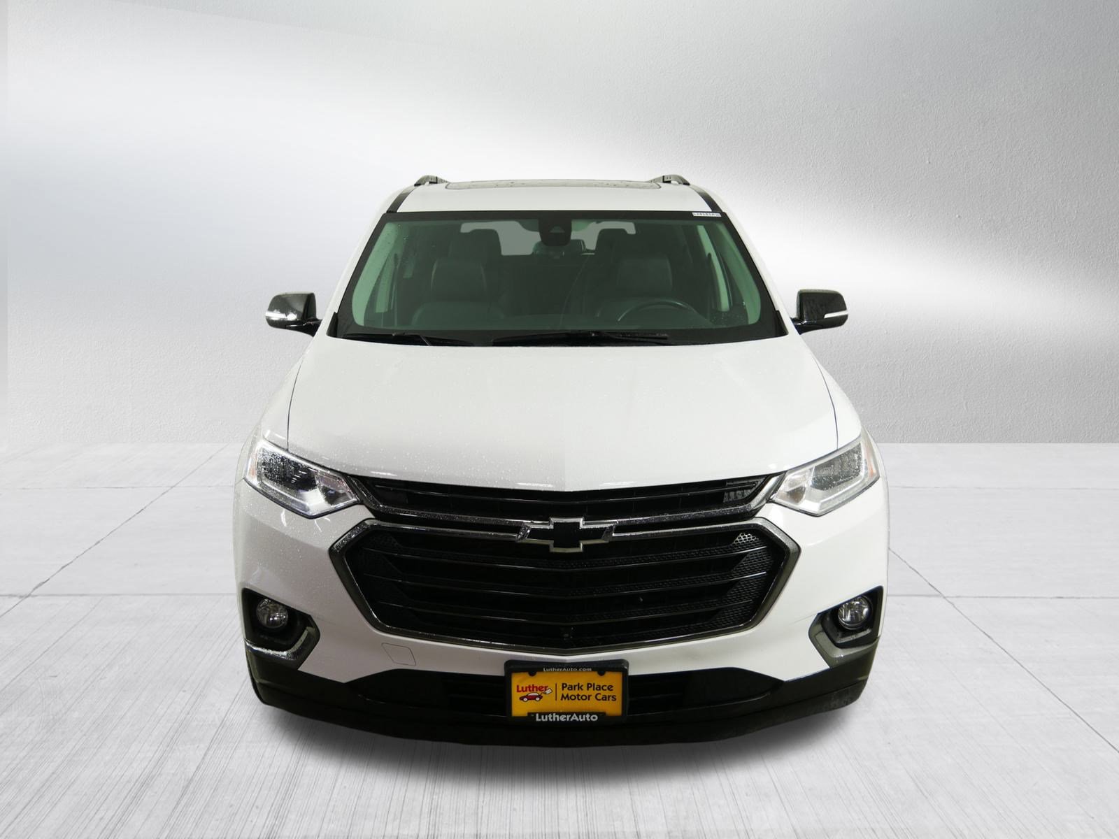 2020 Chevrolet Traverse Premier photo 2