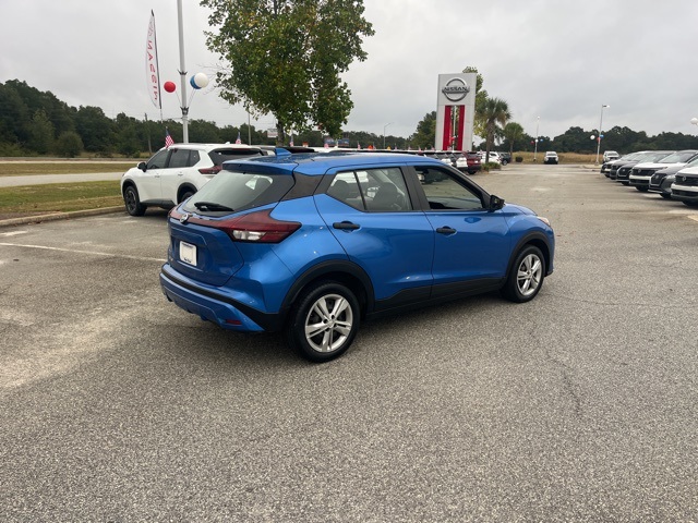 2021 Nissan Kicks S photo 3
