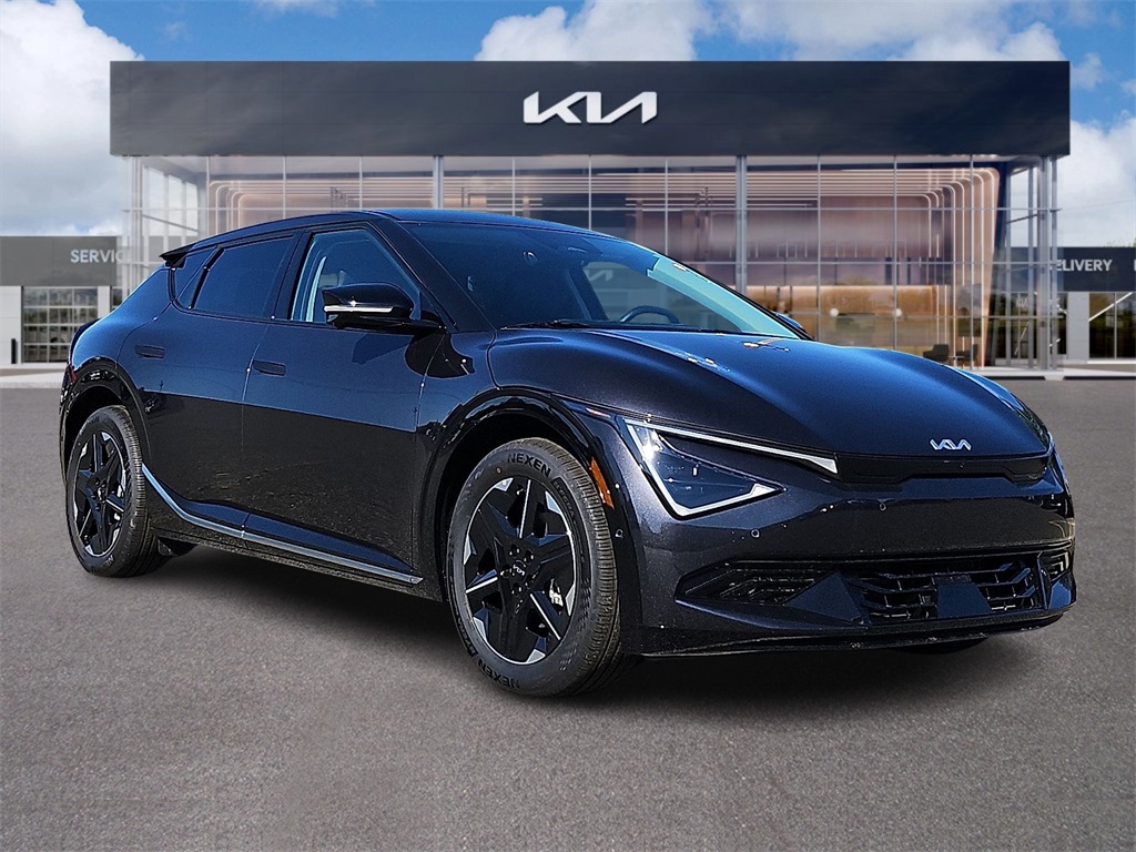 2025 Kia EV6 Wind's photo