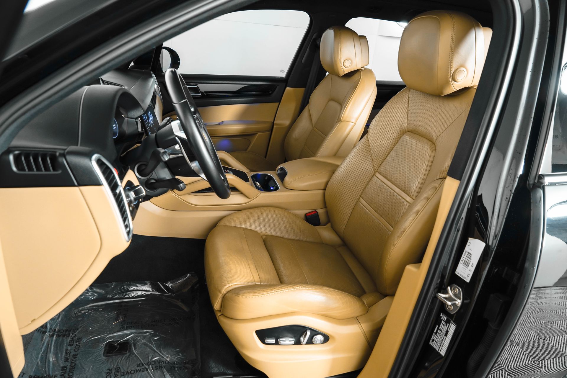 2020 Porsche Cayenne Base photo 12