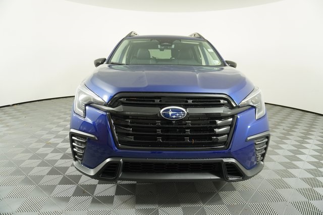 2026 Subaru Ascent Onyx Edition Touring photo 2