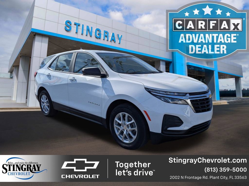 2022 Chevrolet Equinox LS's photo