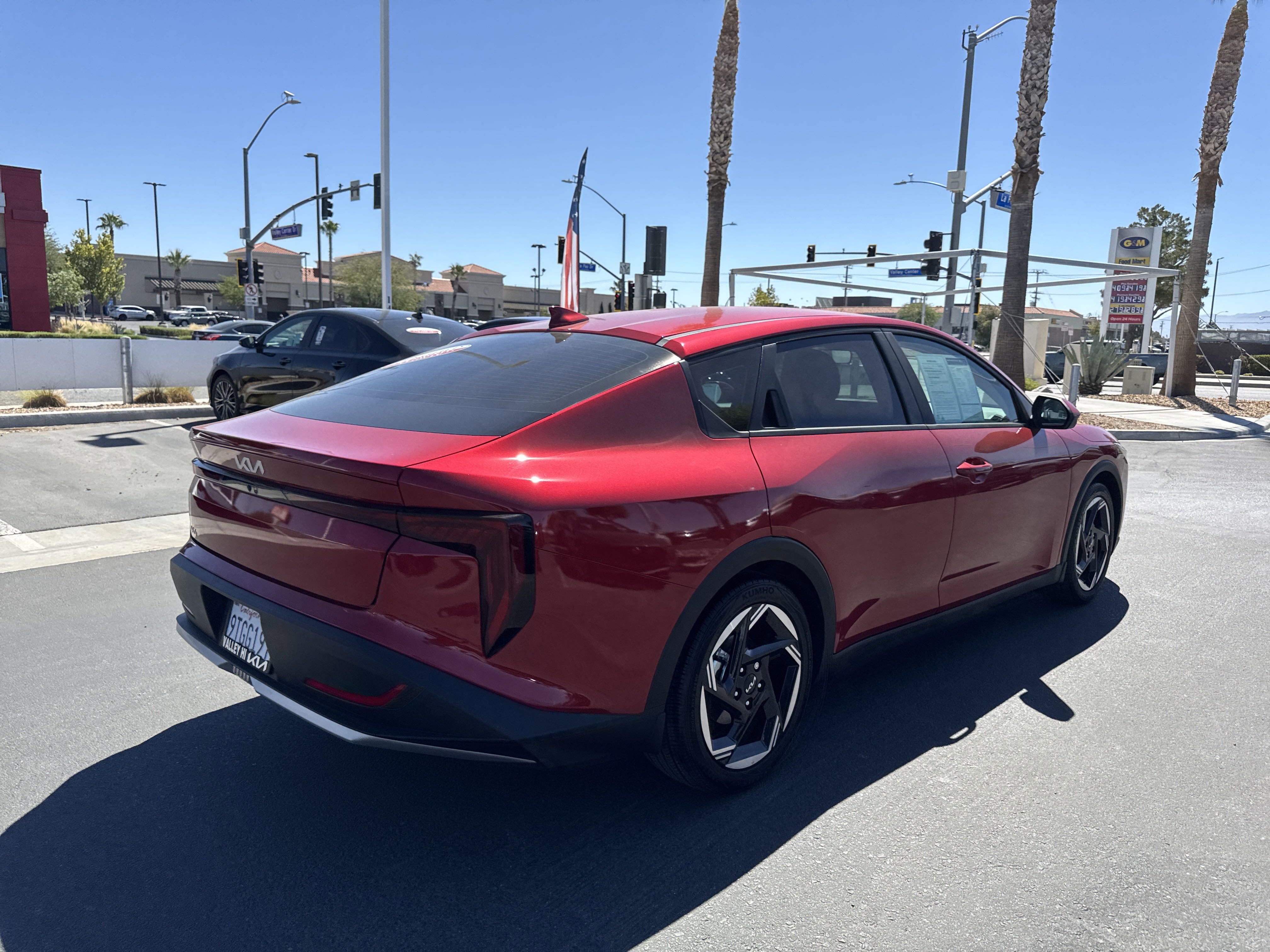 2025 Kia K4 EX photo 2