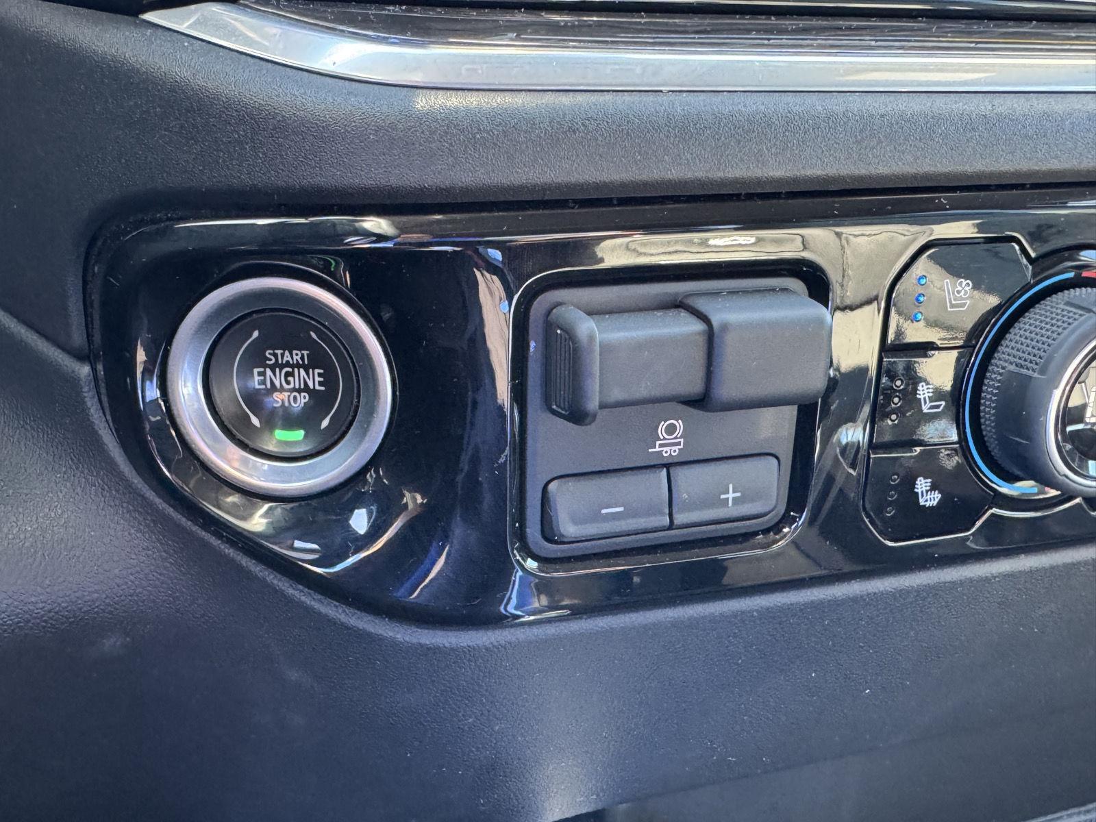 2022 Chevrolet Silverado 1500 LTZ photo 22