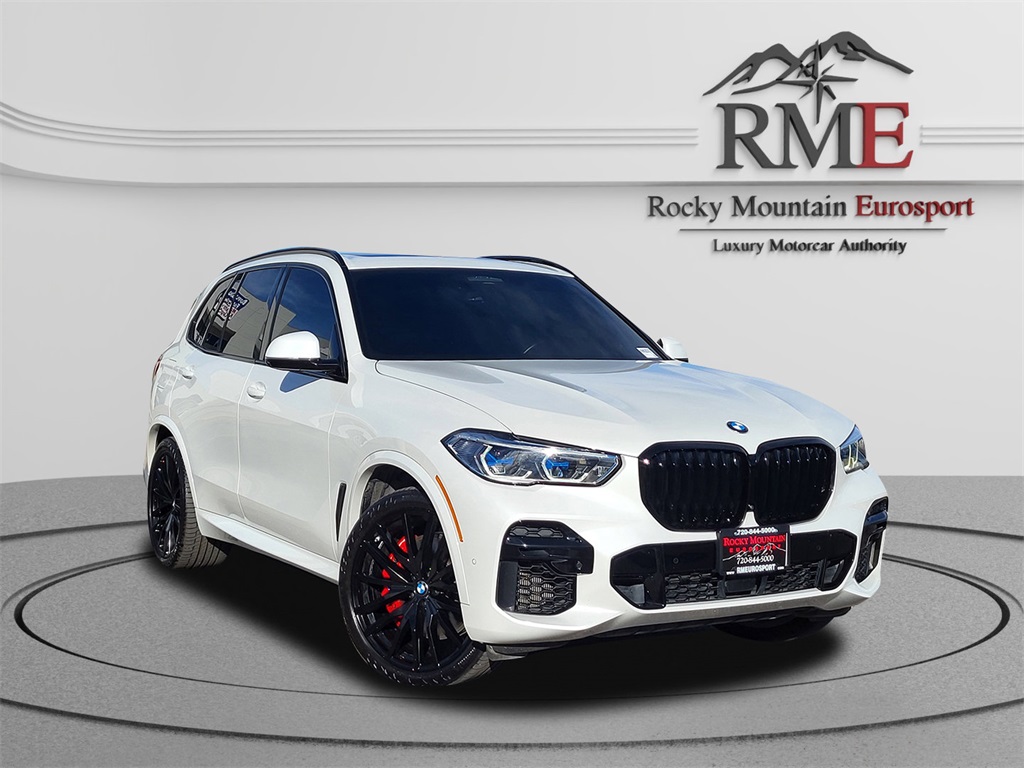 2022 BMW X5 M50i's photo