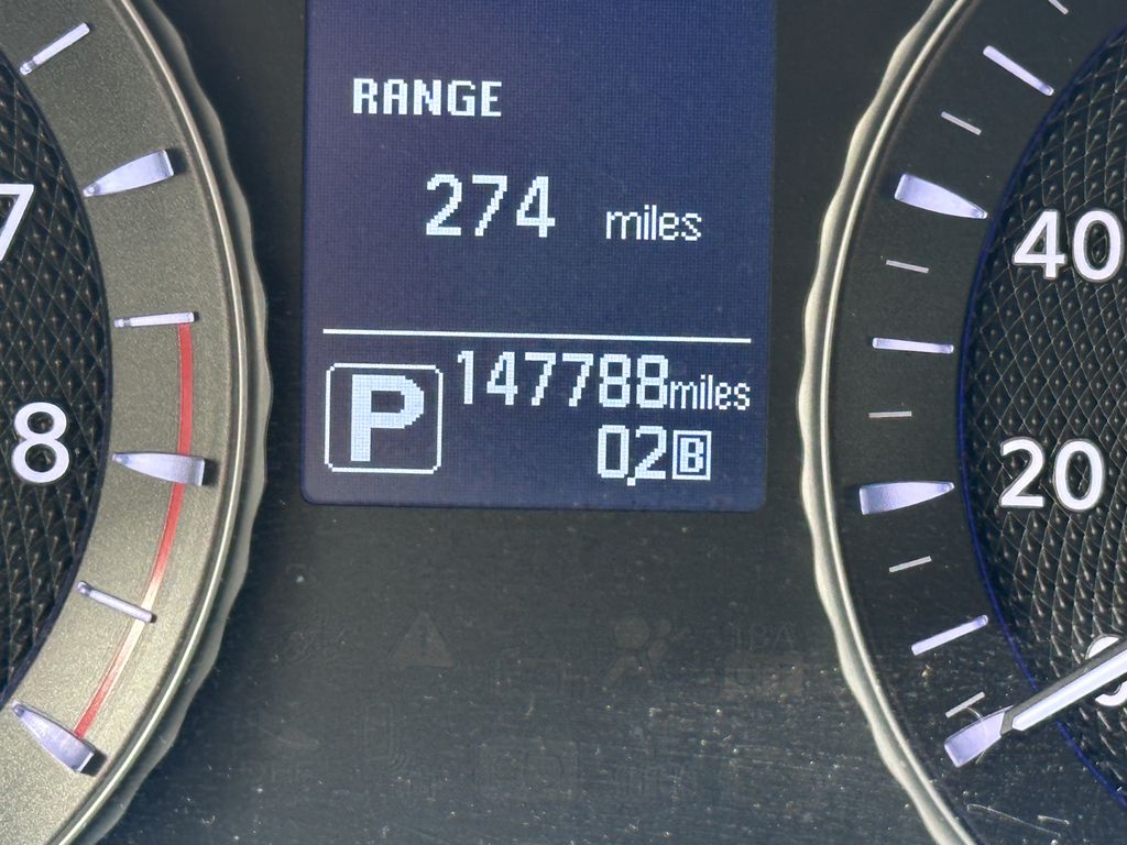 2015 Infiniti Q70 3.7 photo 4