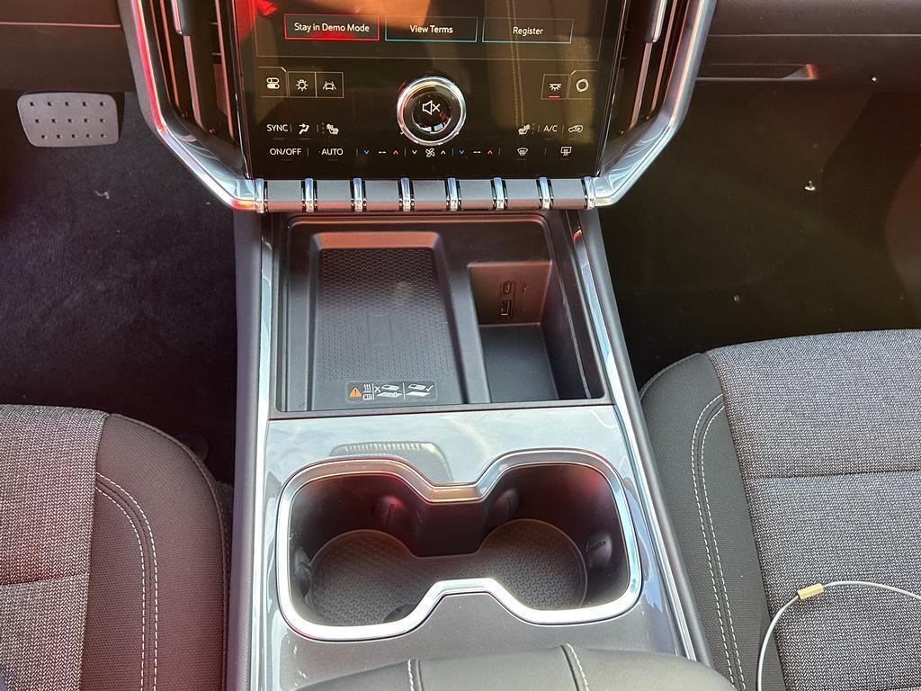 2026 Gmc Acadia Elevation photo 11