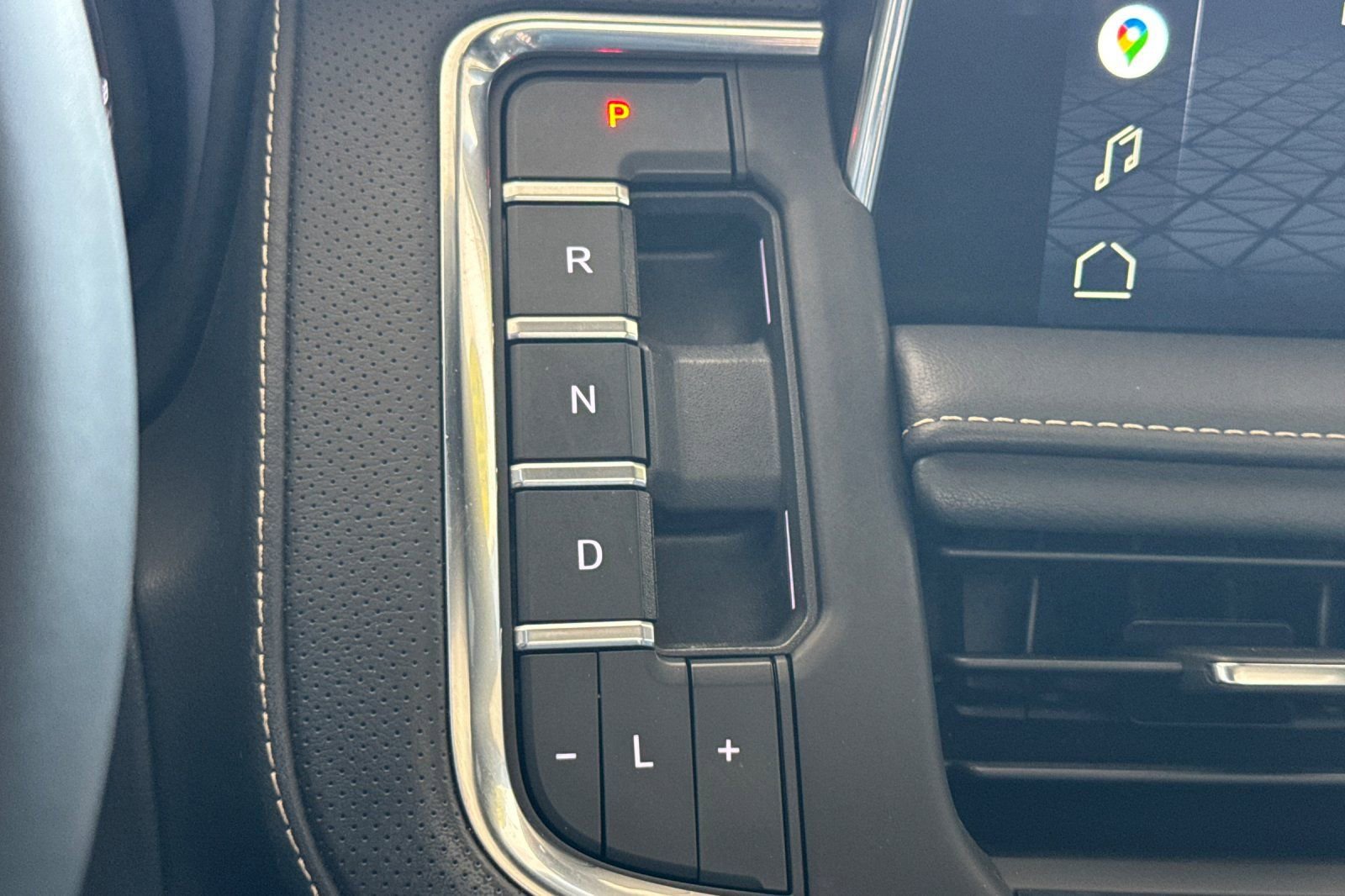 2022 Gmc Yukon SLT photo 21