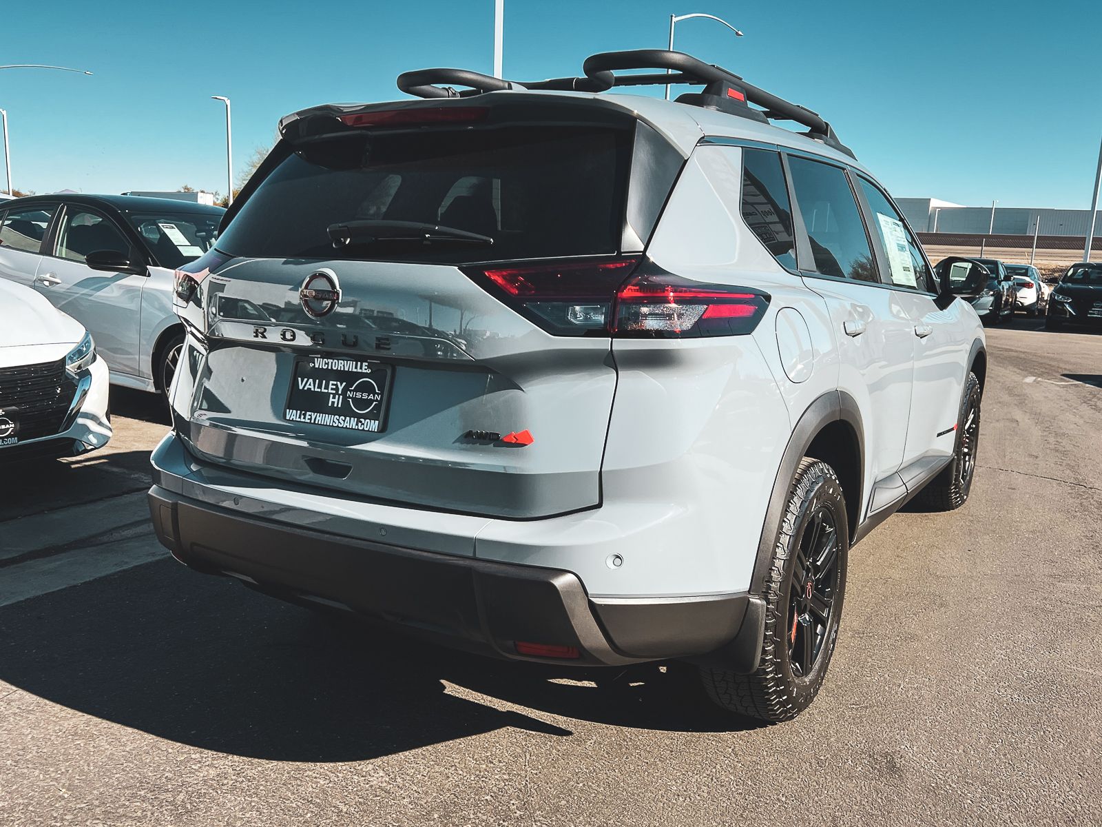 2026 Nissan Rogue SV photo 2