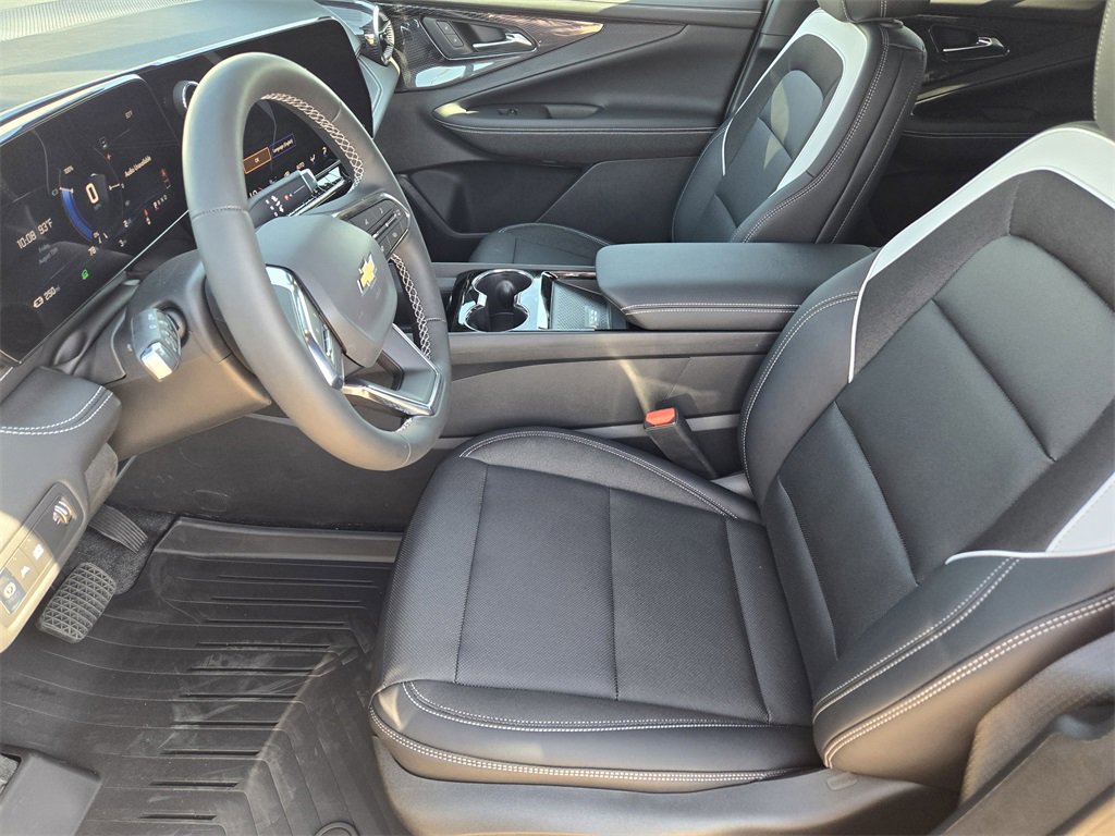 2025 Chevrolet Blazer EV photo 4