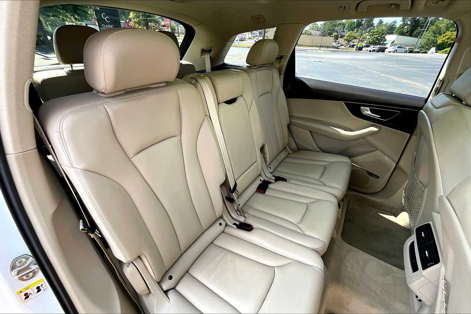 2018 Audi Q7 Premium Plus photo 17