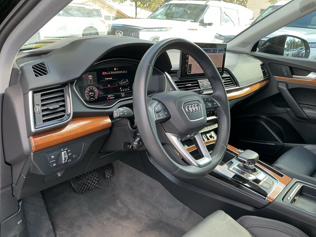 2022 Audi Q5 S line Premium Plus photo 18