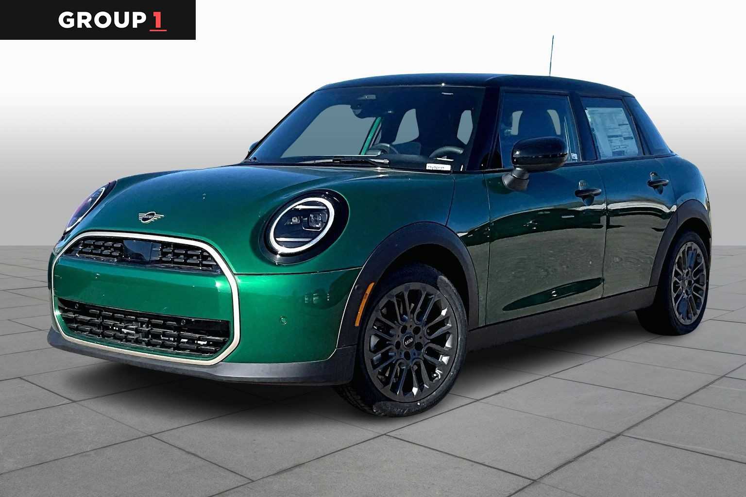 2026 MINI Hardtop 4 Door's photo