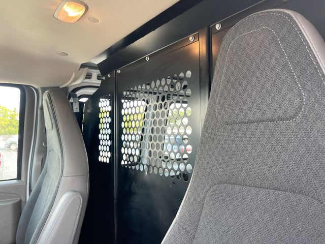 2024 CHEVROLET EXPRESS - Image 18