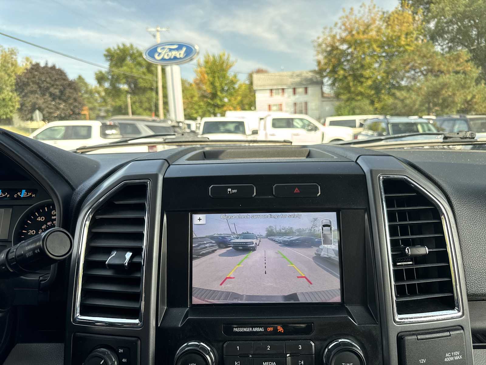 2016 Ford F-150 XLT photo 30