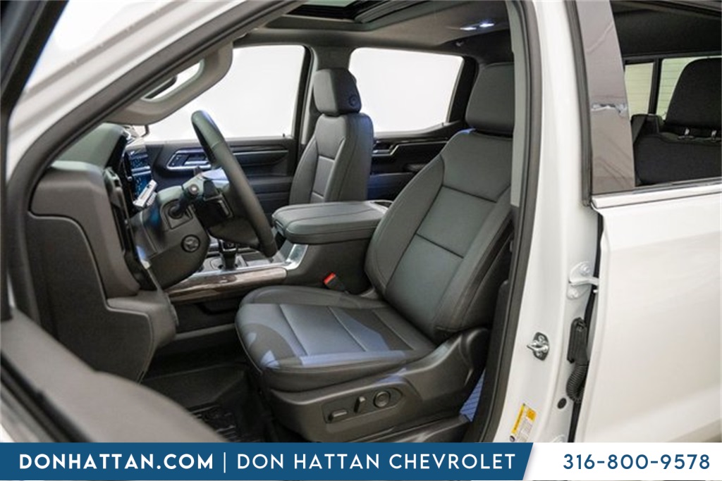 2026 Chevrolet Silverado 1500 LTZ photo 4