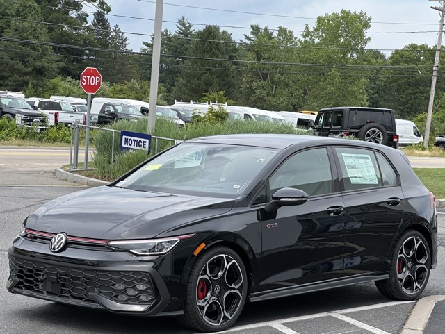 2025 Volkswagen Golf GTI Autobahn photo 4