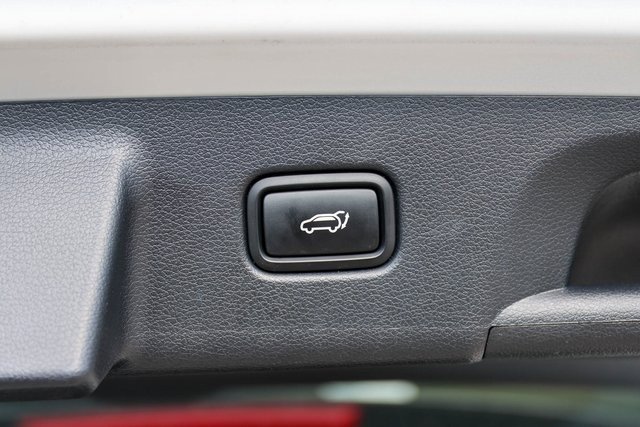 2020 Hyundai Palisade Limited photo 9