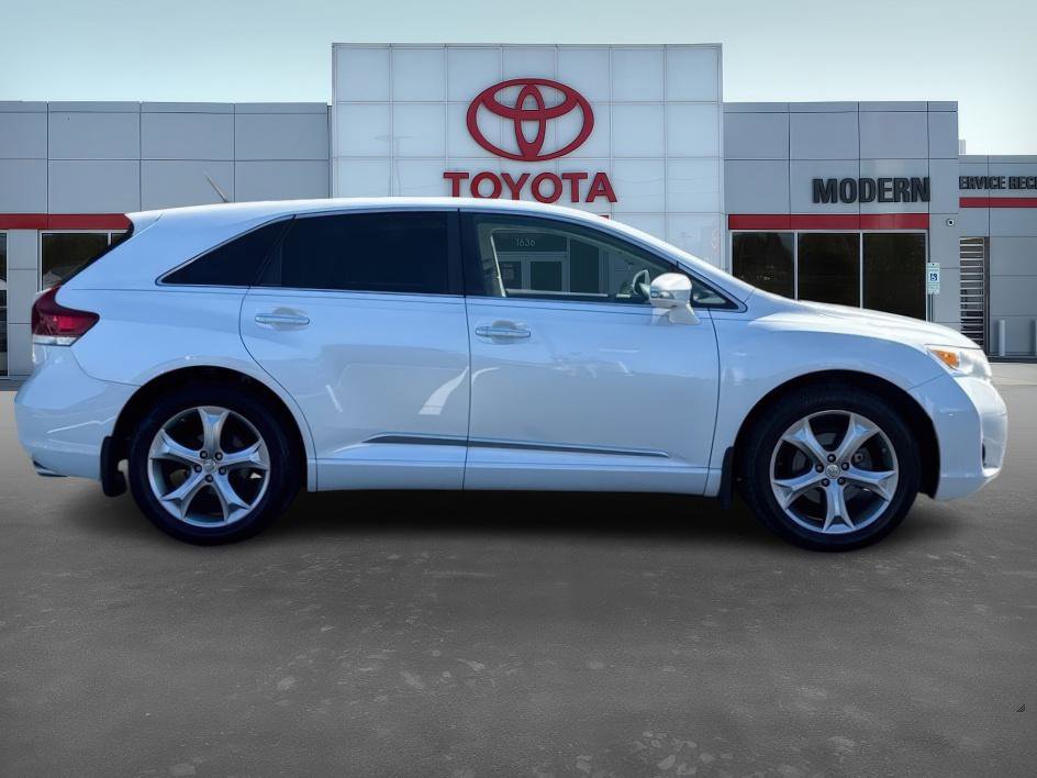 2013 Toyota Venza XLE photo 4
