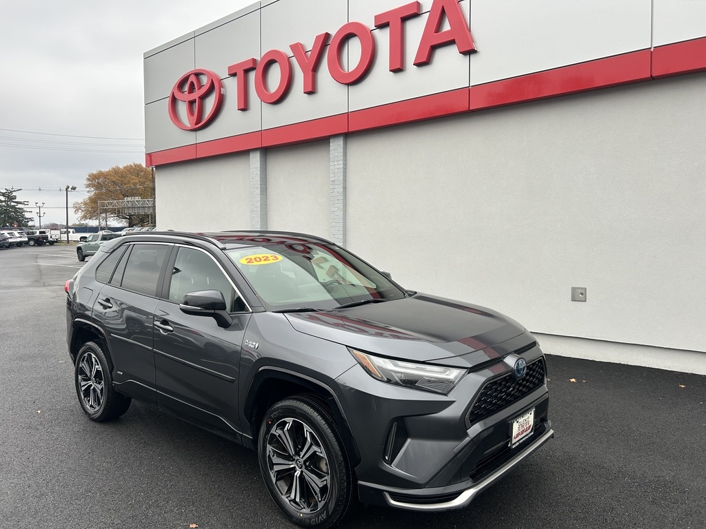 2023 Toyota RAV4 XSE's photo