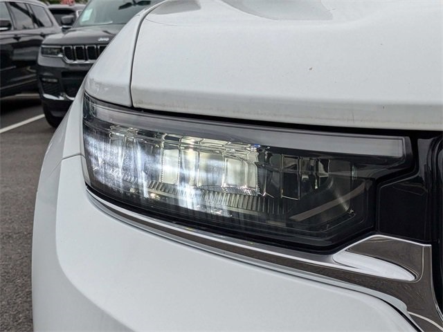 2023 Jeep Grand Cherokee Limited photo 9