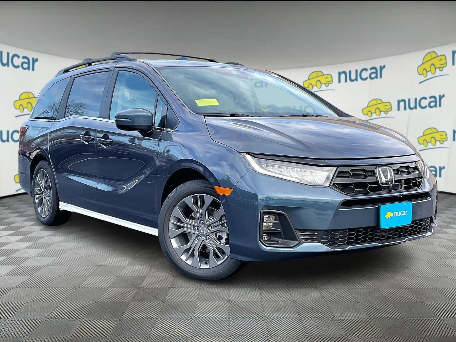 2026 Honda Odyssey Touring's photo