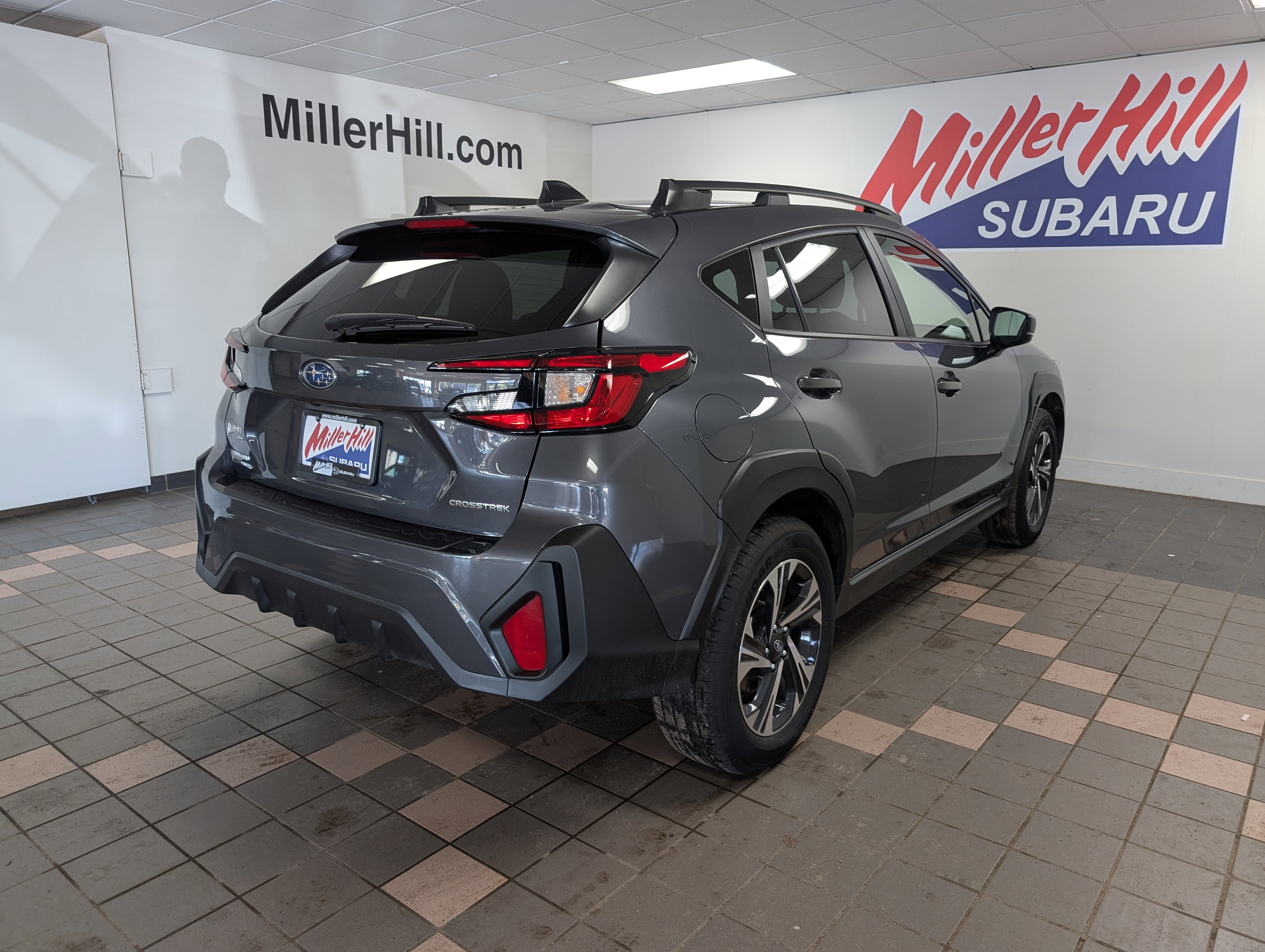 2025 Subaru Crosstrek Premium photo 5